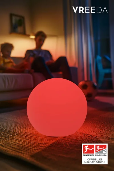 8 Seasons Design Shining Globe mit MIKA Fußball Licht 50cm