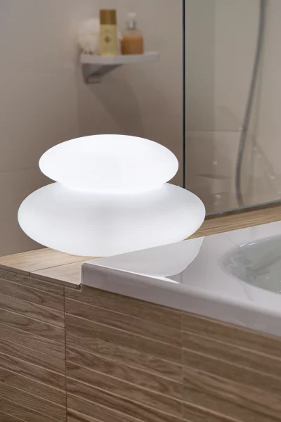 8 Seasons Design Shining Stone RGB