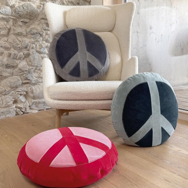 Peace Kissen rund komplett pine-black forest von farbenfreunde