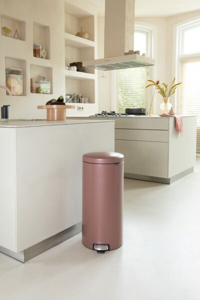 Brabantia NewIcon Treteimer 30 L mit Kunststoffeinsatz