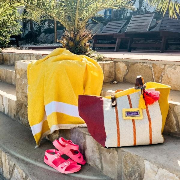 Canvas Tote Bag Stripes Noir von farbenfreunde