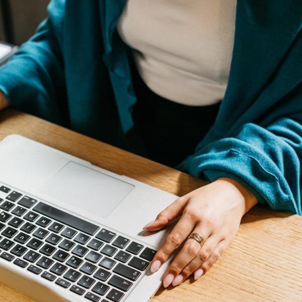 Vi Cotton All Day Tuch poppy red von farbenfreunde