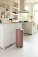 Brabantia NewIcon Treteimer 30 L mit Kunststoffeinsatz in Mellow Yellow