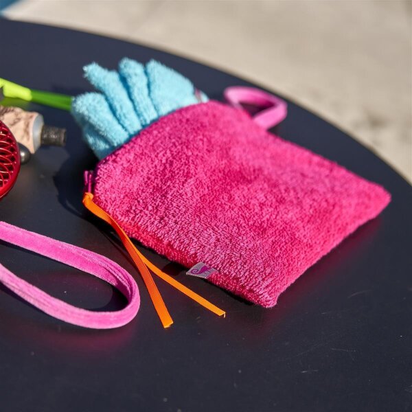 Fresh Frottee In The Map fuchsia von farbenfreunde