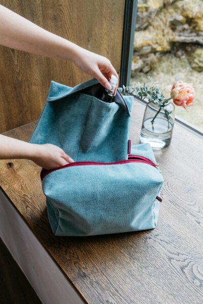 Giant Cosbag Kulturtasche platingrau von farbenfreunde