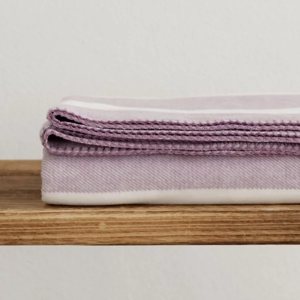 Riema Kuscheldecke Stine malve-weiß