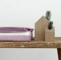 Riema Kuscheldecke Stine malve-weiß