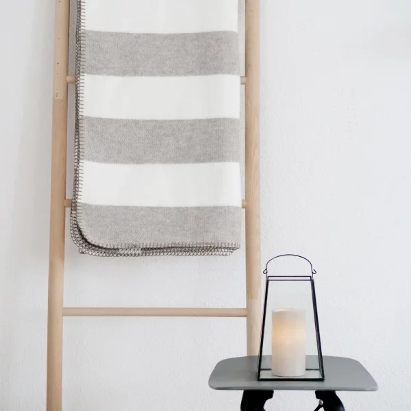 Riema Kuscheldecke Stine grau-weiß