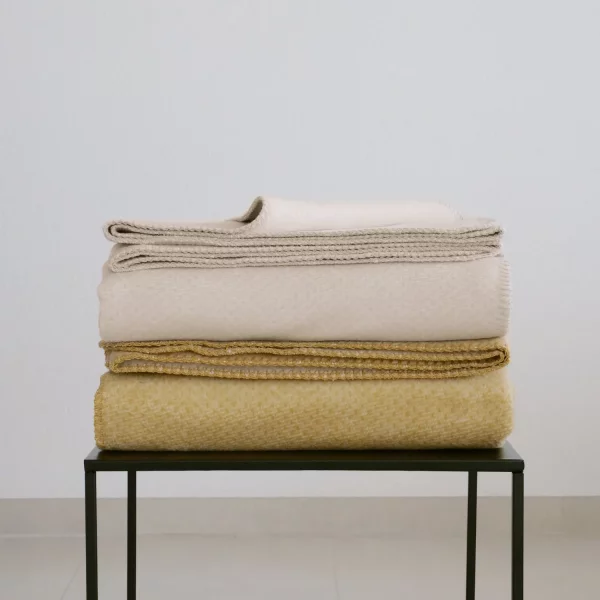 Riema Kuscheldecke Emma gelb