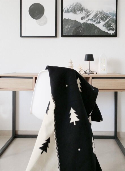 Riema Kuscheldecke SMILLA schwarz-natur