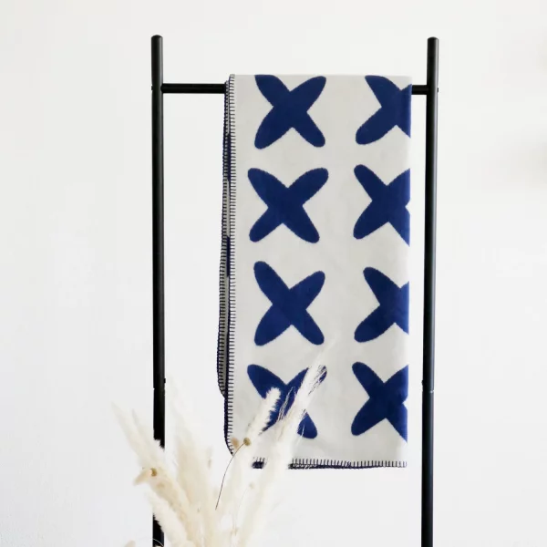 Riema Kuscheldecke Kjell blau