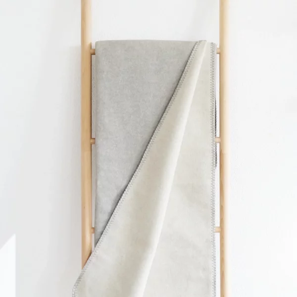 Riema XL Kuscheldecke Thor grau