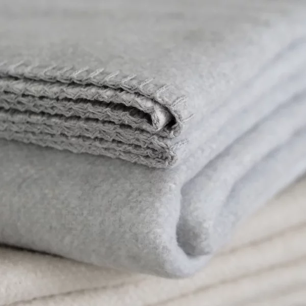 Riema XL Kuscheldecke Thor grau